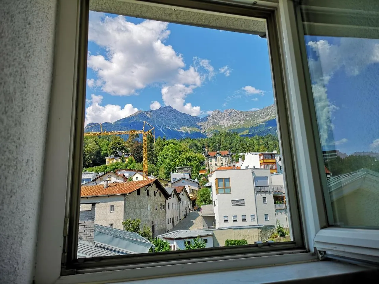 Innsbruck Old Town Studio Apartment